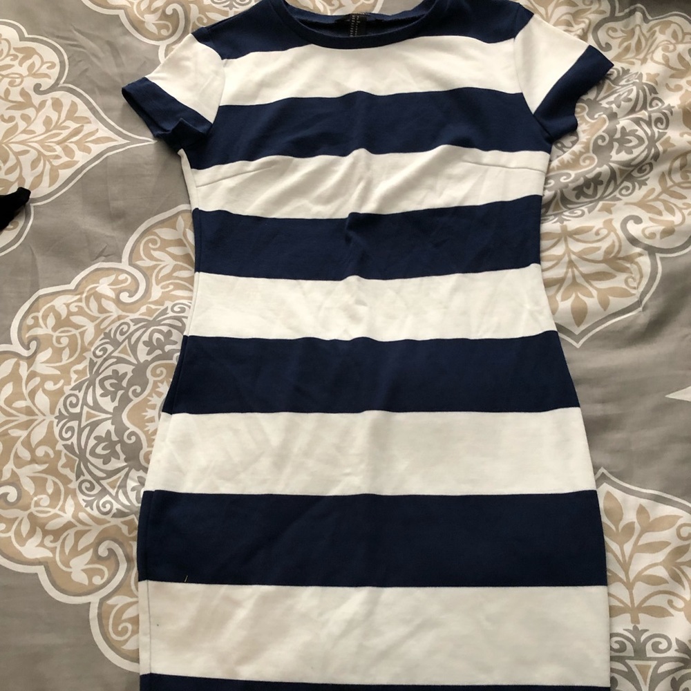 Striped fitted dress